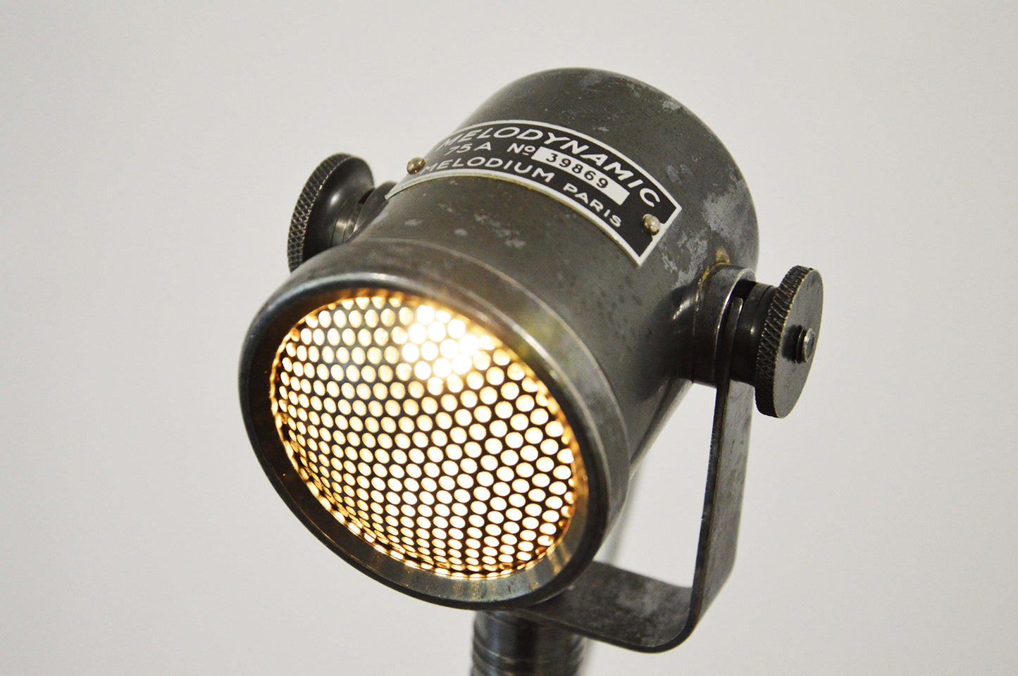 Lampe sur pied microphone Paname par Charlie Clouet
